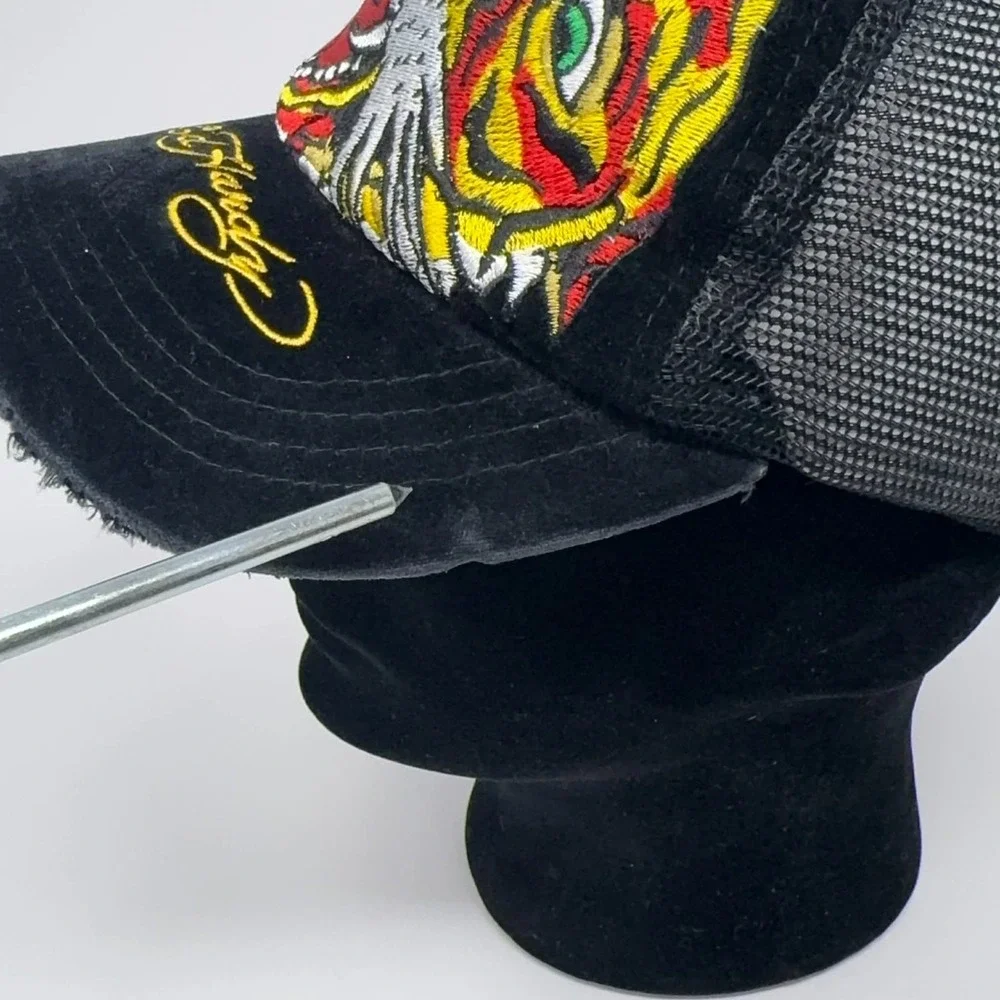 VTG Y2K Ed Hardy Trucker Hat Embroidered Tattoo Tiger Head Black Mesh Snapback - Picture 6 of 13